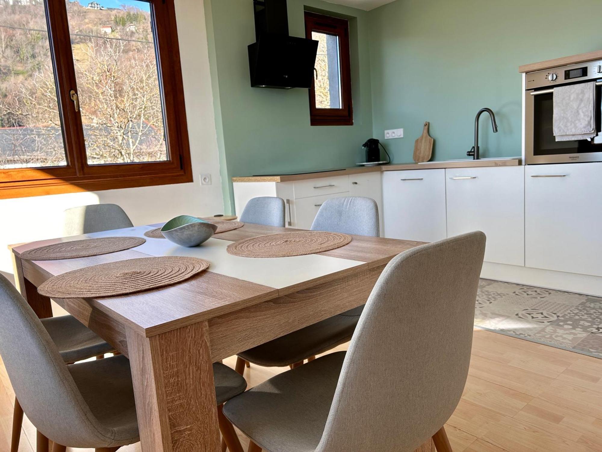 Appartement Au Coeur Des Alpes Albertville Eksteriør billede